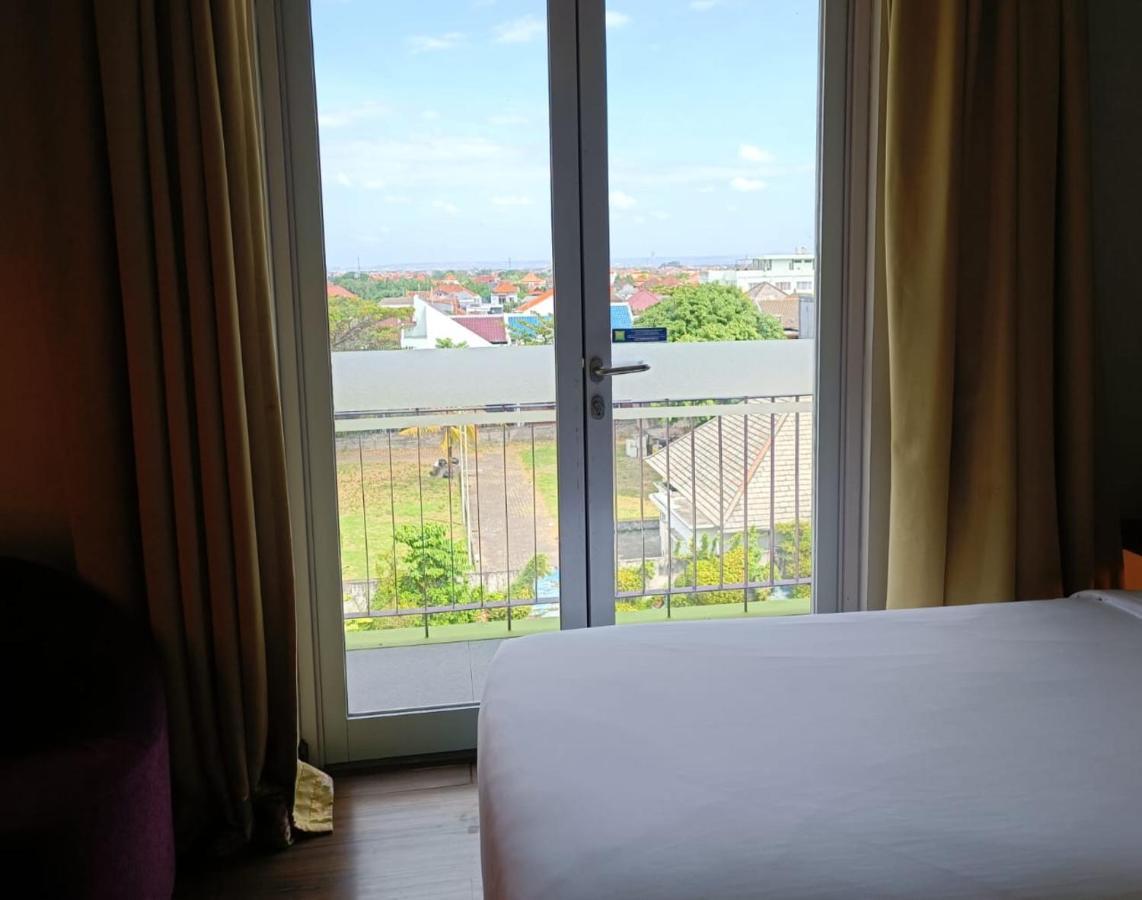 Ibis Styles Bali Denpasar Hotel Exterior photo